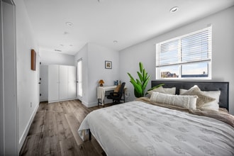 1532 W 37th St in Los Angeles, CA - Building Photo - Building Photo