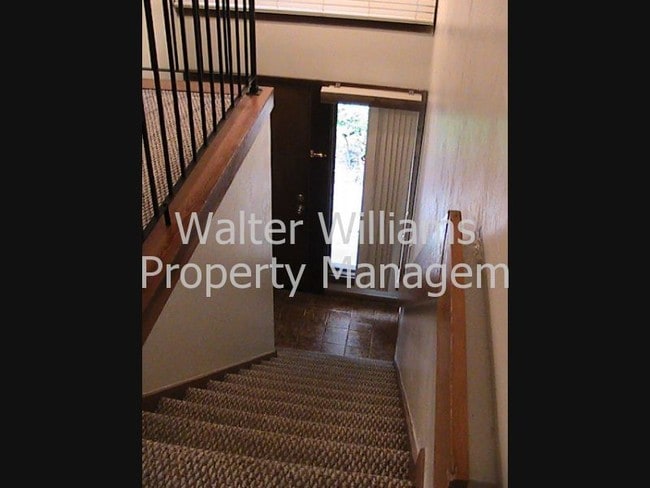 12 Fairways Cir in Palm Coast, FL - Building Photo - Building Photo