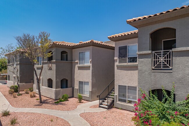 The Franklin Apartment Homes in Peoria, AZ - Foto de edificio - Building Photo