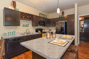 Springs at Lakeline Apartments