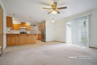 15121 182nd Ave SE in Monroe, WA - Foto de edificio - Building Photo