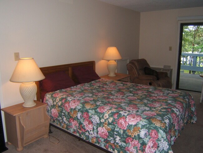 1309 Harbourside Dr in New Bern, NC - Building Photo - Building Photo