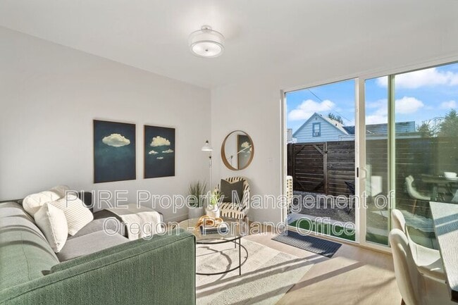 property at 725 SE 78th Ave