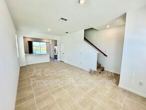 11813 Stonesmith Xing in Palmetto, FL - Building Photo - Building Photo