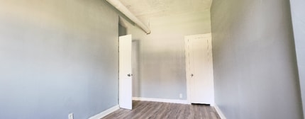 8004 S Eberhart Ave in Chicago, IL - Building Photo - Building Photo