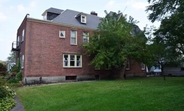 10 Washington Ave in Schenectady, NY - Foto de edificio - Building Photo