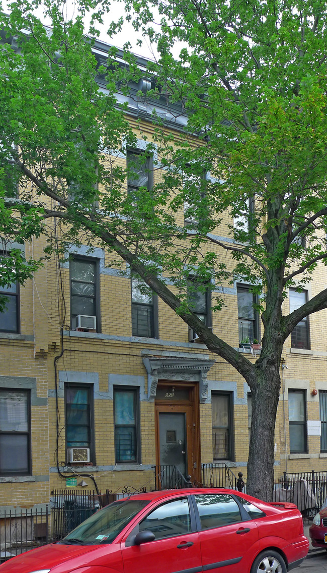 853 Hart St in Brooklyn, NY - Building Photo - Building Photo