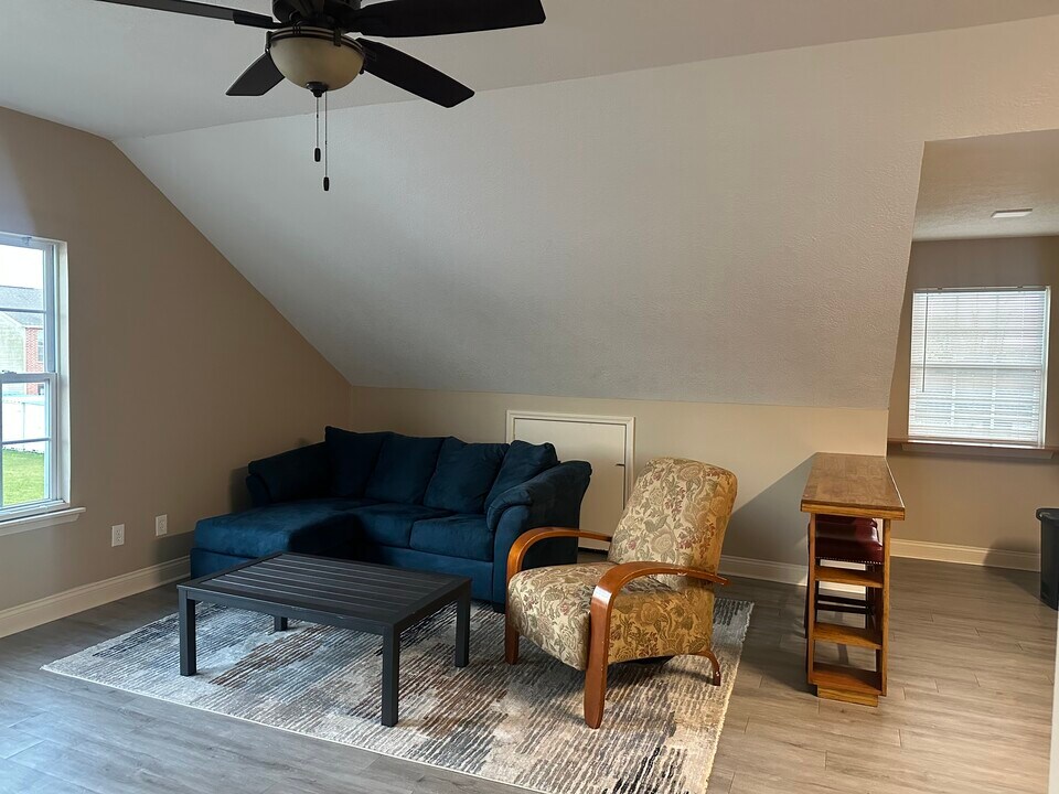 4449 Brown St in Lake Charles, LA - Building Photo