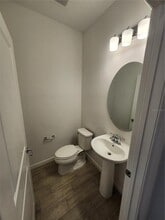 11292 Beach Walk Wy NE in St. Petersburg, FL - Building Photo - Building Photo