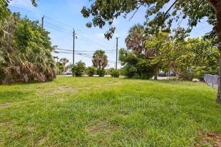 2609 Richard Rd in West Palm Beach, FL - Building Photo