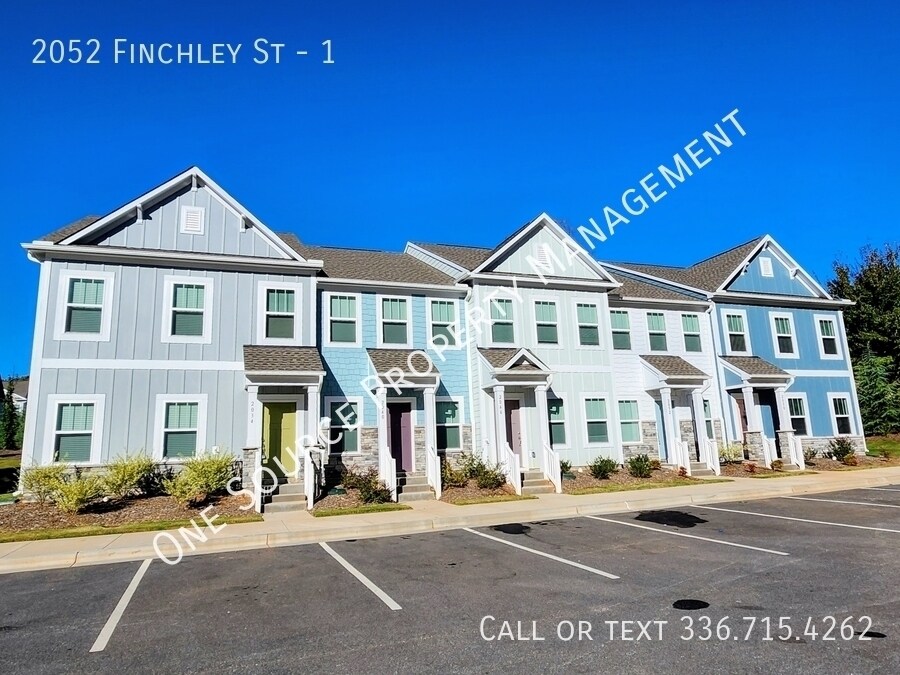 2052 Finchley St in Winston-Salem, NC - Building Photo