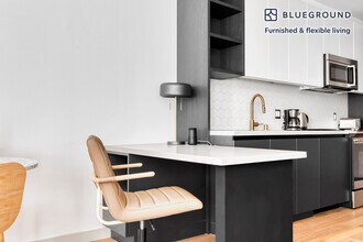 6200 Hollywood Blvd-Unit -FL5-ID687 in Los Angeles, CA - Building Photo - Building Photo