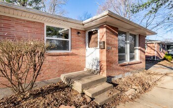 2428 Weber Ln in Louisville, KY - Foto de edificio - Building Photo