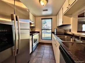 6410 S Dayton St in Englewood, CO - Building Photo - Building Photo