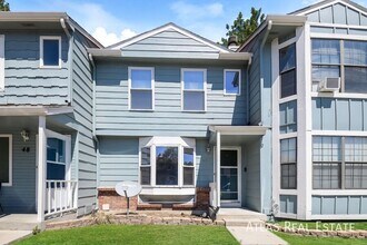 8168 Washington St in Denver, CO - Foto de edificio - Building Photo