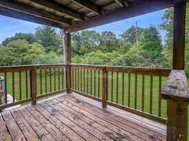 2071 Andrew St SE in Kentwood, MI - Building Photo