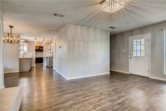 2406 Stirrup Dr in Round Rock, TX - Building Photo - Building Photo