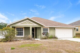 103 Athabasca Dr in Kissimmee, FL - Foto de edificio - Building Photo