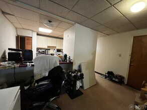 11 Stearns Rd, Unit A in Brookline, MA - Foto de edificio - Building Photo