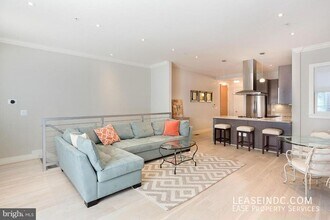 2142 O St NW in Washington, DC - Foto de edificio - Building Photo