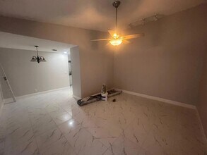 3502 Waterview Cir in Palm Springs, FL - Building Photo - Building Photo