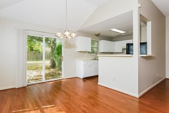 214 Deer Bridge Dr in Madison, AL - Building Photo - Building Photo