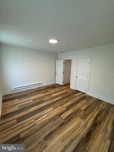 50 E Bringhurst St in Philadelphia, PA - Building Photo - Building Photo