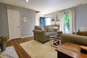 702 Fox Ridge Dr in Brentwood, TN - Building Photo - Building Photo