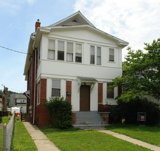 611 Grant St in Charleston, WV - Building Photo - Building Photo