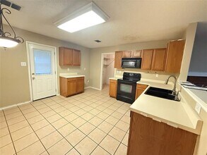 645 Granite Ridge Dr in Fort Worth, TX - Building Photo - Building Photo
