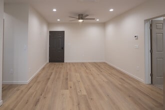 731 W 6th St S, Unit 102 in Snowflake, AZ - Building Photo - Building Photo