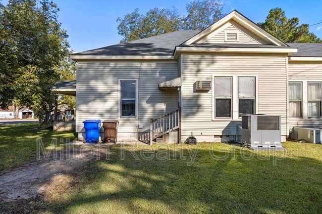 property at 51 W Washington St