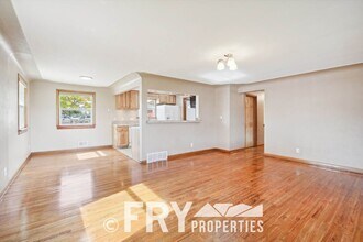 5275 Carr St in Arvada, CO - Building Photo - Building Photo