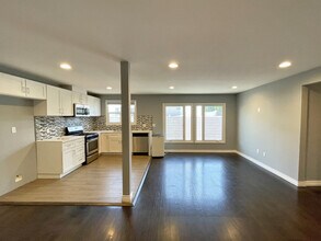 402 S Robertson Blvd, Unit 6 in Los Angeles, CA - Foto de edificio - Building Photo