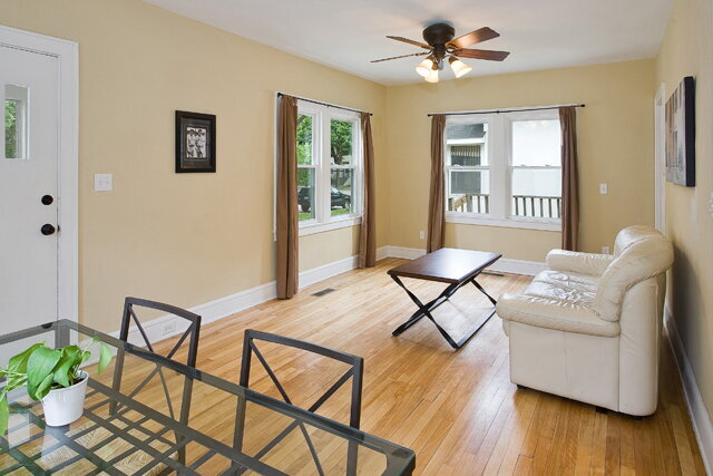 891 21st Ave SE in Minneapolis, MN - Foto de edificio - Building Photo