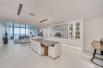 2200 N Ocean Blvd, Unit S904 in Fort Lauderdale, FL - Building Photo - Building Photo