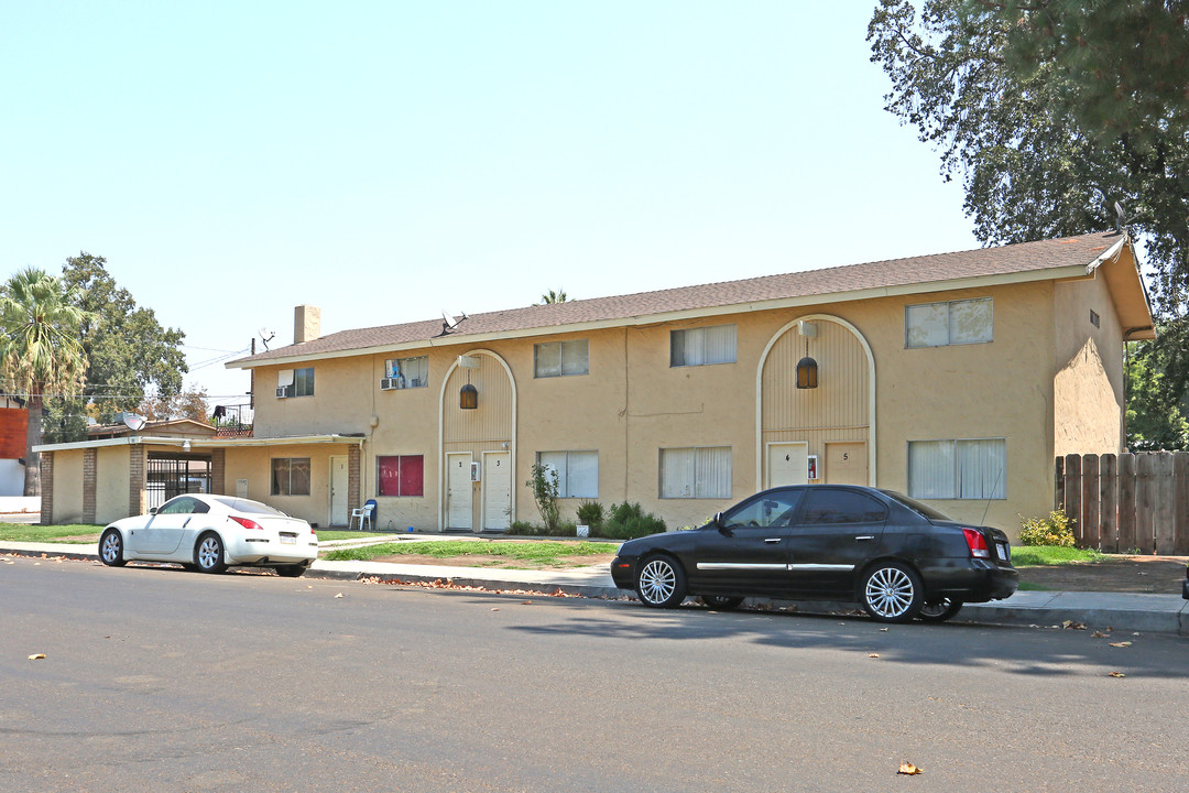 600 S Encina in Visalia, CA - Building Photo