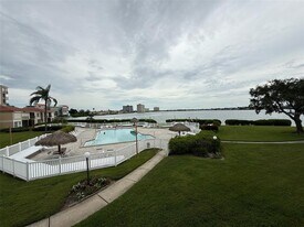 6158 Palma Del Mar Blvd S in St. Petersburg, FL - Building Photo