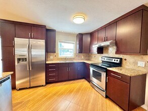 4035 12th St N in Naples, FL - Building Photo - Building Photo
