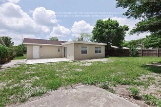 5919 Tavendale Dr in Orlando, FL - Foto de edificio - Building Photo