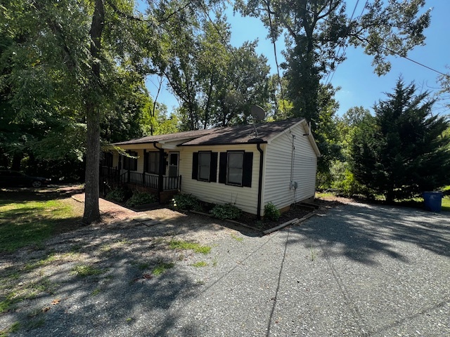 313 Long Ave in Graham, NC - Foto de edificio - Building Photo