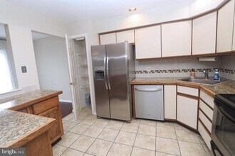 403 Essex Ct in Lansdale, PA - Building Photo - Building Photo