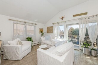 33 Hoppin Ave in Montauk, NY - Building Photo - Building Photo