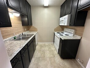 12747 Candleridge Dr in Tyler, TX - Building Photo - Building Photo