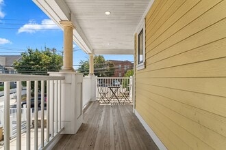 152 Savin Hill Ave, Unit 1 in Boston, MA - Foto de edificio - Building Photo