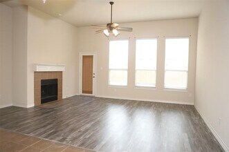 1126 Twilight Dr in Lewisville, TX - Building Photo - Building Photo