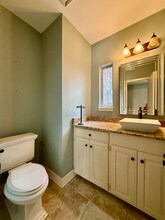 1006 Augusta Dr in Lufkin, TX - Foto de edificio - Building Photo