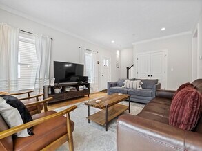 443 Neponset St in Norwood, MA - Building Photo - Building Photo