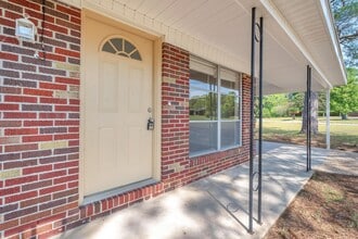 385 Lincoln Ave in Valparaiso, FL - Building Photo - Building Photo