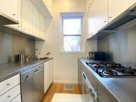 384 Marlborough St, Unit 2 in Boston, MA - Building Photo